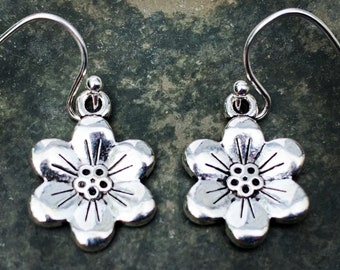 SALE - Botanical Earrings - Flower Dangle Earrings - Flower Drop Earrings - Silver Flower Earrings - Silver Flower Jewelry Gifts