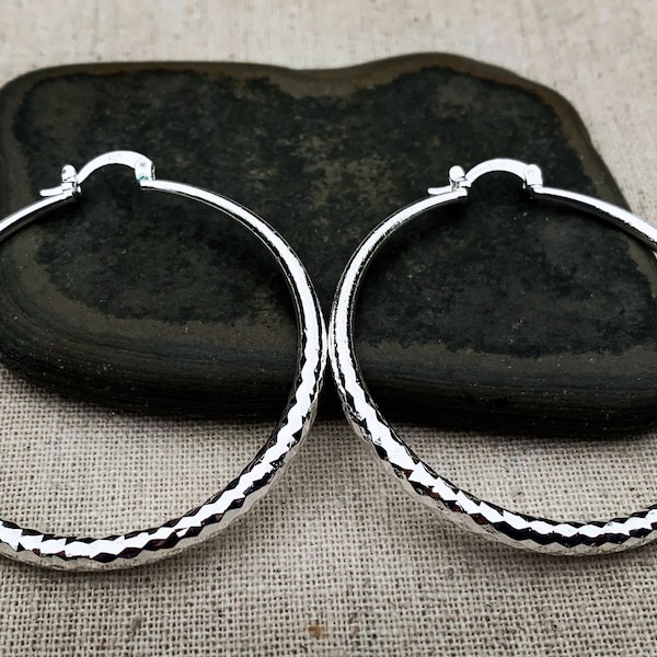 SALE - Silver Hoop Earrings - Modern Silver Hoops - Minimalist Hoop Earrings - Round Silver Hoops - Circle Hoop Earrings - Geometric Hoops