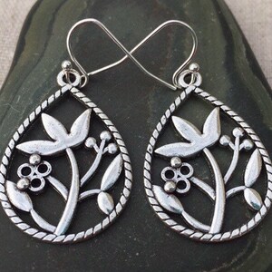 Floral Drop Earrings - Silver Dangle Earrings - Flower Teardrop Earrings - Wildflower Earrings - Boho Dangle Earrings - Boho Jewelry Gifts