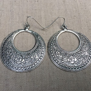 SALE Floral Hoop Earrings Silver Boho Hoop Earrings Floral Disc Earrings Bohemian Flower Earrings Boho Flower Hoops Boho Jewelry image 4