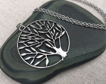 SALE - Leafy Tree Necklace - Silver Tree Necklace - Round Tree Necklace - Tree Lover Necklace - Silver Tree Jewelry - Nature Lover Necklace
