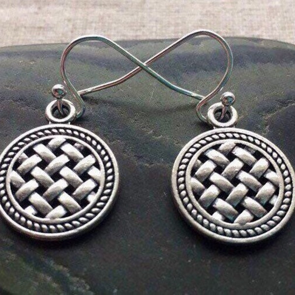 SALE - Woven Silver Earrings - Silver Lattice Earrings - Basket Weave Earrings - Modern Silver Jewelry - Artisan Jewelry Gifts