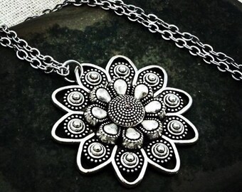 Boho Flower Necklace - Silver Flower Necklace - Bali Flower Flower - Funky Flower Necklace - Flower Jewelry Gifts - Boho Flower Jewelry