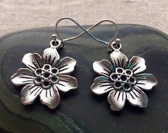 SALE - Botanical Flower Earrings - Boho Floral Earrings - Big Flower Earrings - Flower Jewelry Gifts - Silver Flower Earrings