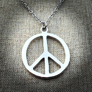 Peace Zeichen Halskette - Silber Peace Halskette - Peace Zeichen Anhänger - Peace Zeichen Schmuck - Peace Zeichen Geschenke - Peace Geschenke für Sie