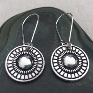 SALE - Silver Disc Earrings - Dangle Drop Earrings - Round Silver Earrings - Everyday Silver Earrings - Modern Geometric Earrings