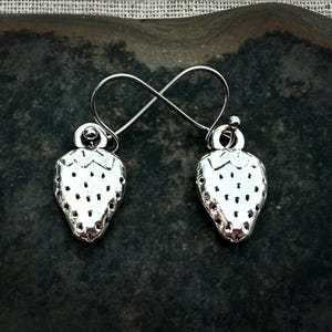 Little Strawberry Earrings - Strawberry Dangle Earrings - Silver Strawberry Earrings - Summer Fruit Earrings - Strawberry Jewelry Gifts