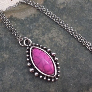 Collana con pietra rosa - Collana con ciondolo rosa - Collana in argento rosa - Regali per lei - Regali di gioielli rosa - Regali rosa per lei - Collana rosa