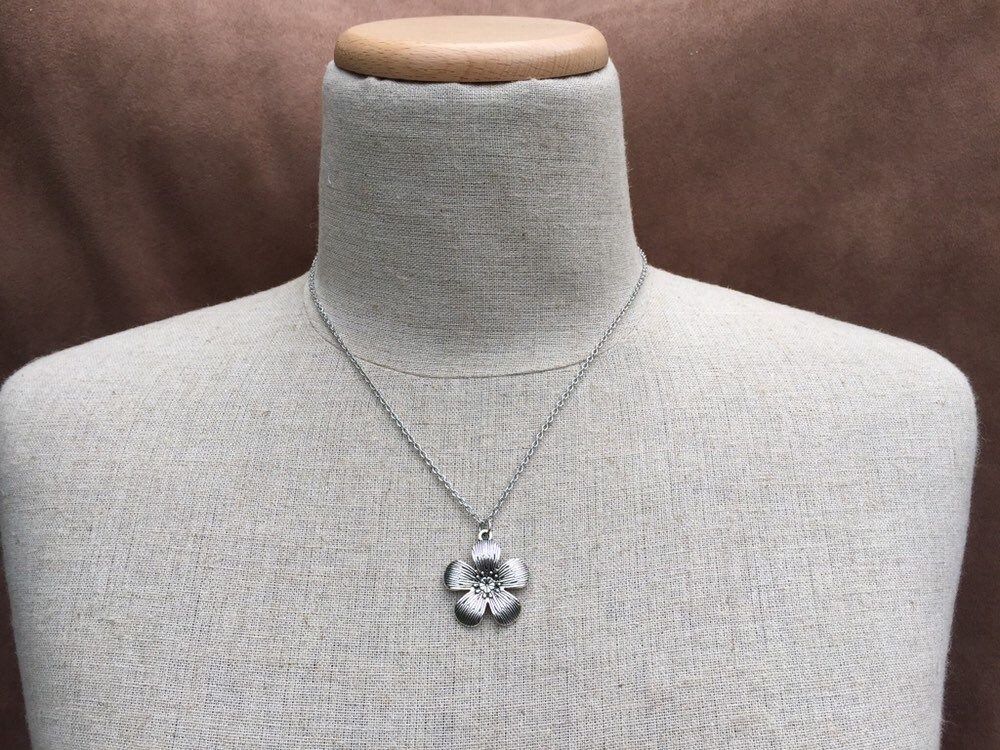Big Flower Necklace - Silver Flower Necklace - Artisan