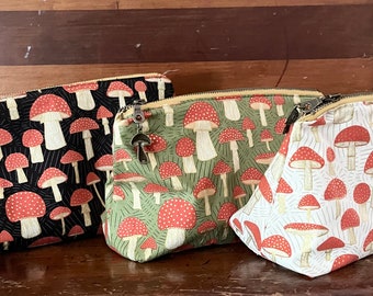 Mushroom zipper cosmetic purse, essential oil bag, art pencil bag, necessity pouch bag
