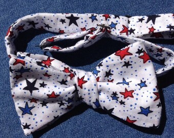 Red White Blue Stars Bow Tie: Patriotic USA Self Tie