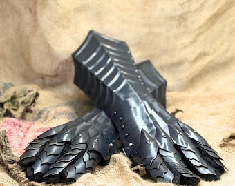 Black Antique Nazgul Gauntlets Steel Medieval armor Gloves ~ Crusader Larp Gauntlets