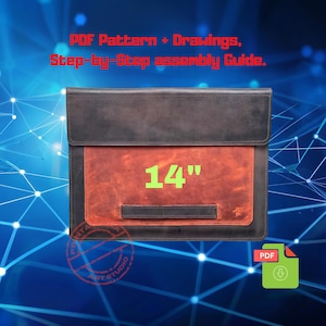 Może przedstawiać: Skórzane etui na laptopa w kolorze brązowo-czarnym, przeznaczone na ekran o przekątnej 14 cali (35,56 cm). U góry widnieje napis "PDF Pattern + Drawings, Step-by-Step assembly Guide". Etui posiada klapę i uchwyt.