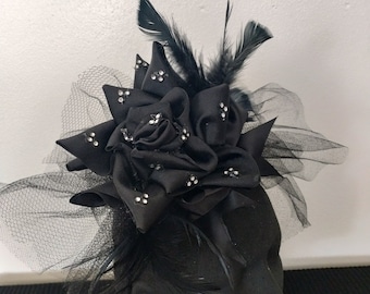 Fascinator Hat, Black Hat, Church Hat, Wedding Headpiece, Vintage Style Hat, Hairpiece, Headband, Photo Prop, Flower Hat, Horserace