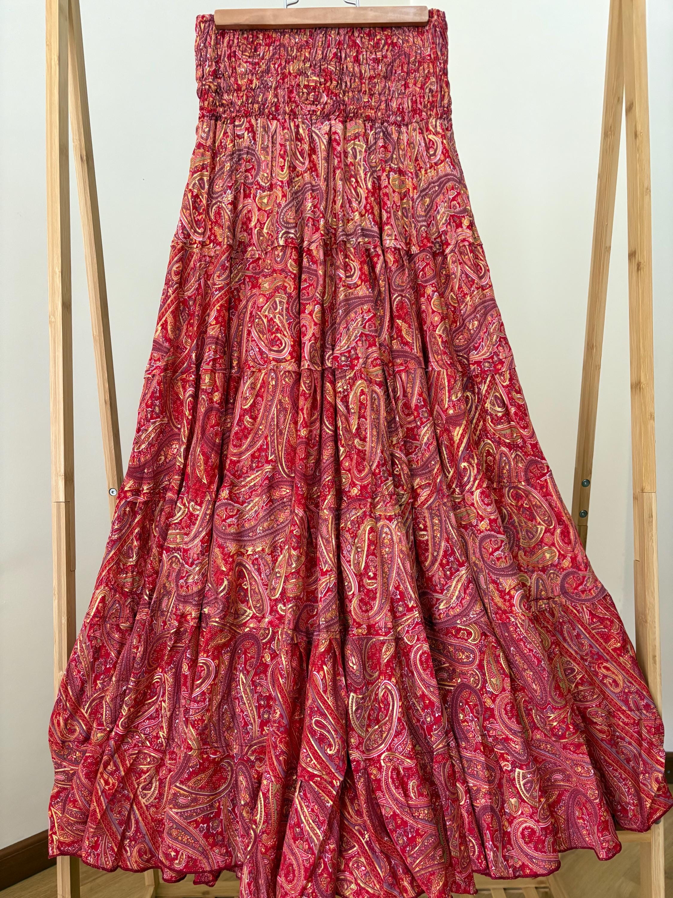 Long boho skirt, Indian silk, red and gold tones, light and flowing, elegant, summer, comfortable, bohemian style