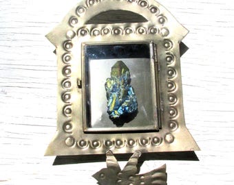 Gestanzte Zinn Schaukasten mit Glas Mexikanische Volkskunst Nicho Wandbehang Schrein Altar