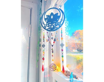 Lotus Sun Catcher, Beaded Wall Decor, Sacred Geometry Healing Sun Catcher, Window Rainbow Prism