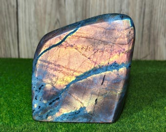 Golden Full Flash Labradorite Freeform - Unique Crystal Freeform for Home Decor & Spiritual Energy