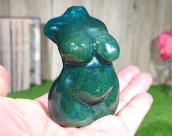 Hand Carved Moss Agate Female Model - Unique Natural Stone Sculpture - Artisan Decor