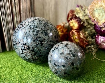 Natural Yooperlite Sphere, UV Reactive Fluorescent Crystal Ball