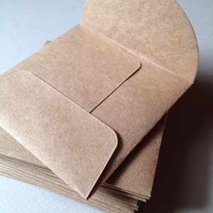 100 sobres Kraft, sobres cuadrados pequeños, tamaño 3” x 3”