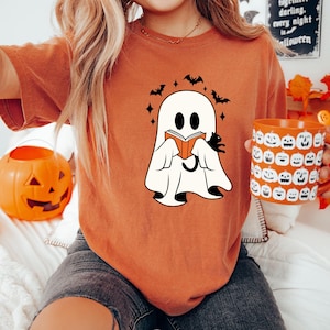 Comfort Colors®Halloween Ghost Reading Book,Cute Bookish Ghost Shirt,Halloween Black Cat & Ghost, Gift For Book Lover, Teacher Librarian Top