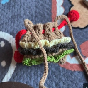 DIY Crochet Hamburger Pouch Kit – Cute Yarn Coin & Card Bag