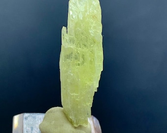 Natural Kunzite Crystal Triphane Specimen: Terminated Fluorescent Mineral, Afghanistan (28.35 Carats