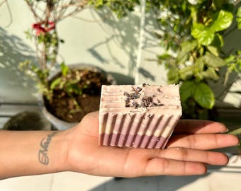 Handmade Lavender Soap Bar, Vegan Cold Process Natural Organic Soap, Long-Lasting (100-120g)