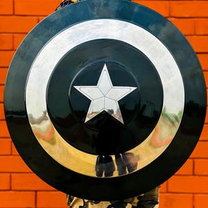 Schwarzes Captain America Schild | Steve Rogers Schild | Wintersoldat Captain America Schild | Bestes Geschenk Halloween