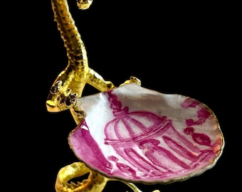 Mahjong Themed Dragon Dice dish