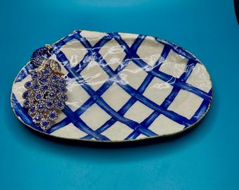 Mahjong Themed  Abalone Shell Dice Fish