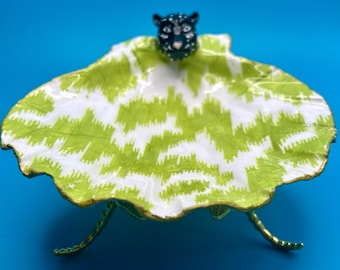 Mahjong Themed Lions Paw Scallop Shell