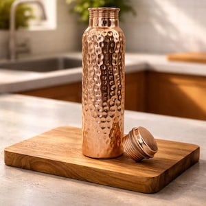 Botella de agua Ayurveda 100% de cobre martillado puro de 1 litro, hecha a mano, para beber agua, jarra de cobre con beneficios para la salud. Only Bottle