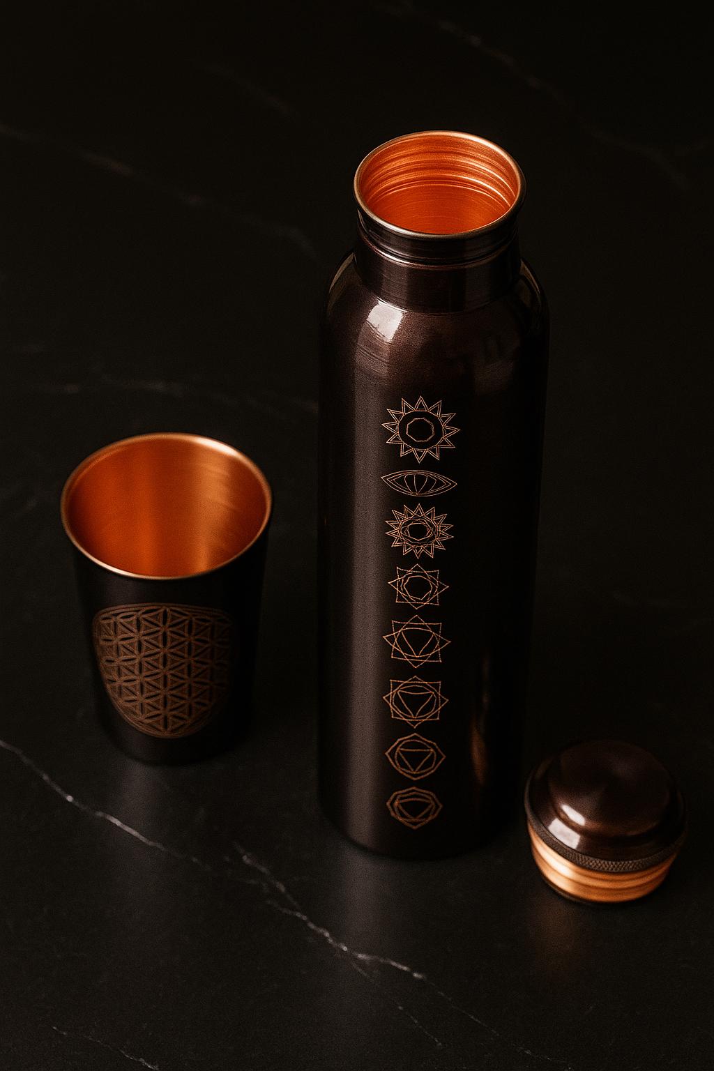 7チャクラ銅製ウォーターボトルセット（カップ付き）（1L / 34オンス