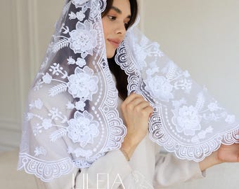Witte kanten kapelsluier, katholieke mantilla-sluier, geborduurde hoofdbedekking met bloemen