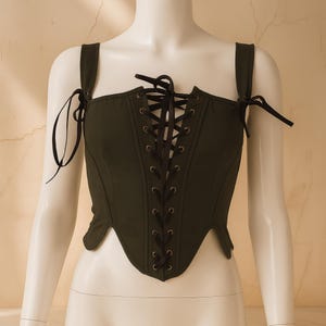 Middeleeuwse renaissance korset top bustier crop vetersluiting hemdje zwart wit festival kostuum ren faire outfit vintage stijl fairycore look