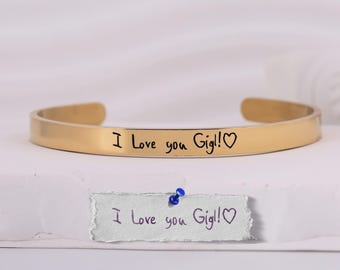 Aangepaste gegraveerde manchetarmband, gepersonaliseerde armband met werkelijke handschriftnaam, aandenken sieraden, handgemaakte sieraden kerstcadeau voor moeder Gigi