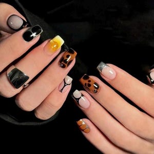 Sunset nails/nails for holiday/press on nail/nails for friend/special design/orange nail/acrylic nail/salon quality