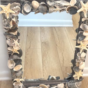 Shell Frame Mirror: Natural Wood , Sea shells  and star fish