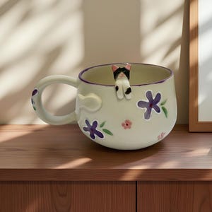 Custom Purple Daisy Pet Mug – Handmade Floral Ceramic Mug with Personalized Pet Portrait,Pet Memorial Gift,Gift for Dog Owner,Birthday Gifts