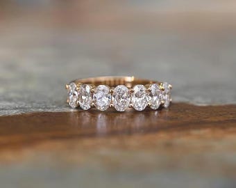 Oval Cut Lab Grown Diamond Wedding Band / CVD Diamond Seven Stone Band / 14K Solid Gold Engagement Band / Hand Made Diamond Anniversary Band
