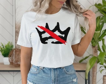 Koszulka z dekoltem w serek No Kings Anti-Trump, koszulka Anti MAGA