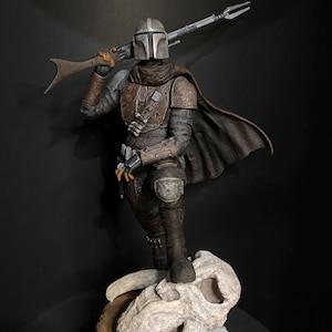 The Mandalorian - 3D Printed & Hand-Painted Action Figure | Din Djarin Version | Star Wars Universe
