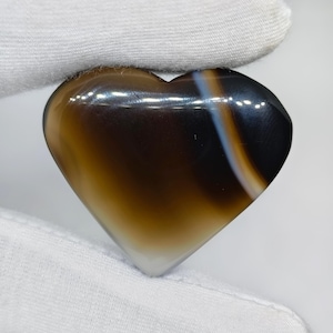 Black Plume Agate Gemstone Smooth Polish Heart Shape Plume Agate Super Flashy Size--38x33x8   MM. Ct. 71 Use For  Making Jewelry!!!