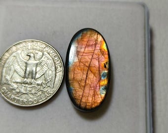 AAA Natürlicher Labradorit Cabochon: Labradorit Und Gold Lila Blitz Edelstein für die Schmuckherstellung