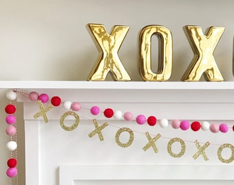 Mini Glitter " XOXO " Garland - Gold or Silver