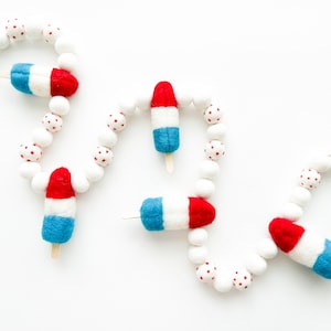 Rocket Pop Patriotic w/ White Balls Felt Ball Garland, Bunting, Banner