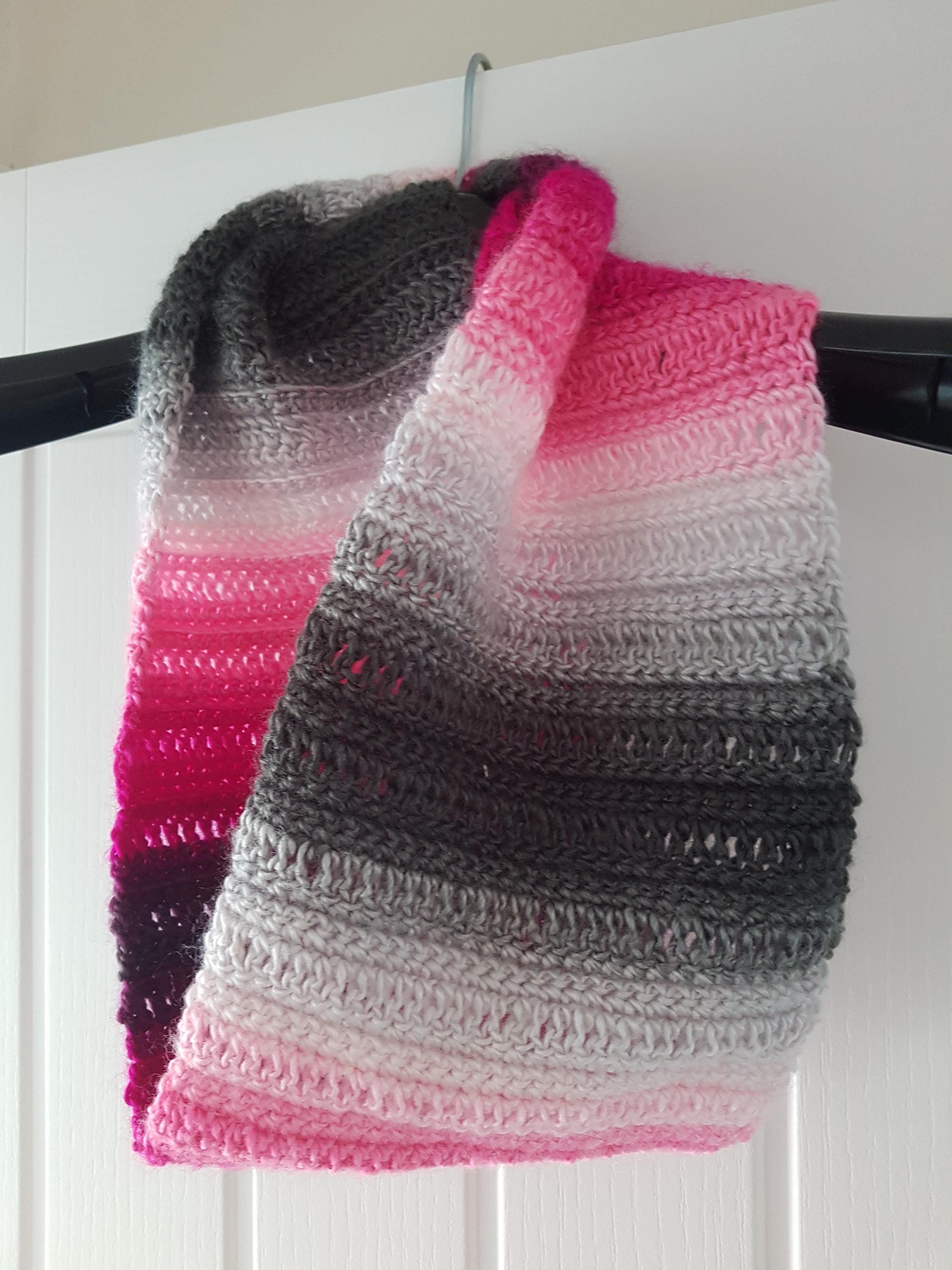 Infinity Scarf - Black Pink White Notting Hill - Thumbnail 3
