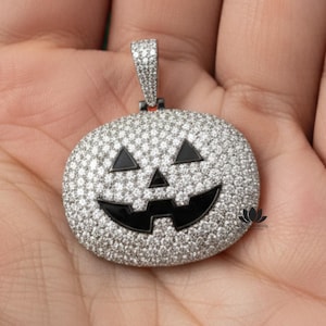 Moissanite Halloween Kürbis Anhänger: 925er Silber Jack O &#39;Lantern Charm